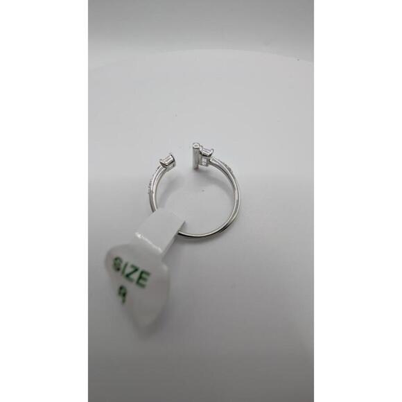 Silver Open Band Ring with Clear Gemstones Size 8 - Picture 6 of 7